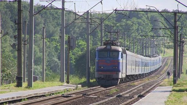Двое россиян выпрыгнули из поезда на Сумщине