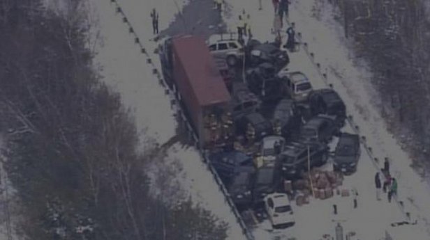 Авария 100 автомобилей остановила движение на севере США - Fox News