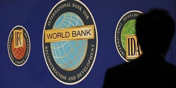 На фото логотип Всемирного банка и Международной финансовой корпорации