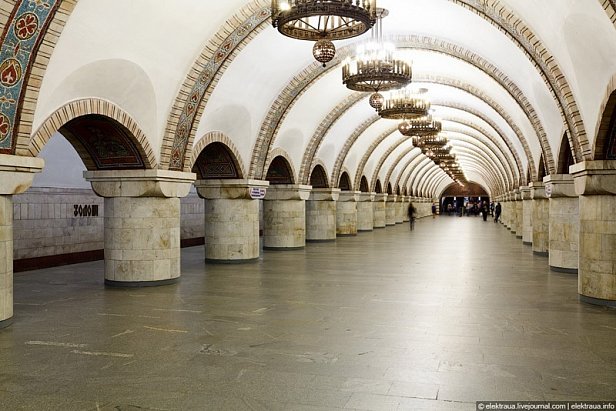 Внимание! В киевском метро начали действовать новые правила