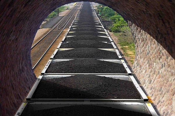 АМКУ приостановил тендер по закупке угля для Укрзализныци