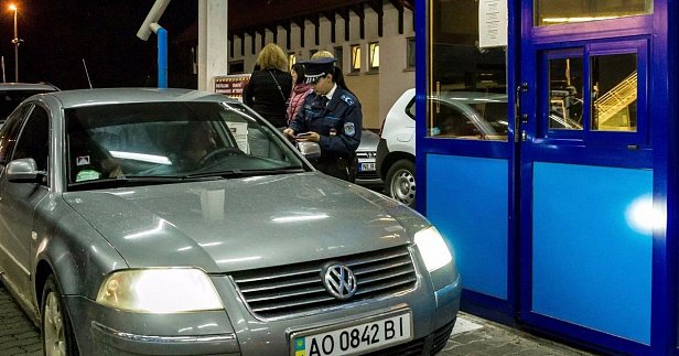Украинским авто запретят въезд в ЕС без техосмотра