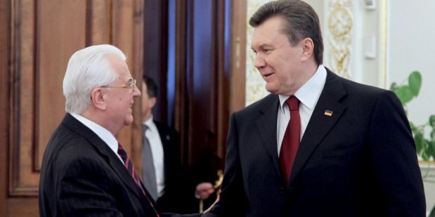 На фото Леонид Кравчук и Виктор Янукович