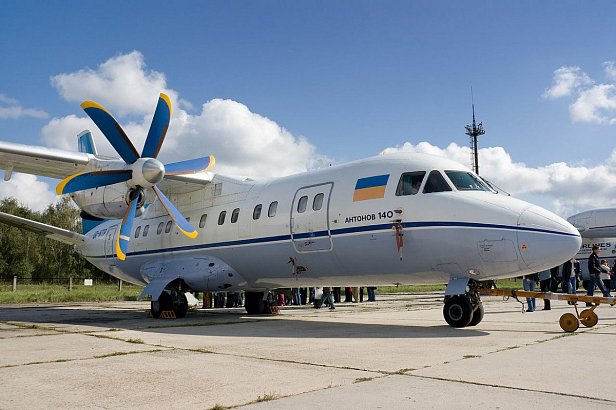 Российский завод прекратил выпуск Ан-140 из-за разрыва с «Антоновым»