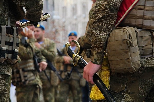 Генеральную репетицию парада ко Дню Независимости в Киеве посетили тысячи человек (фото)