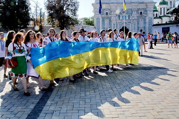 Как в Киеве прошел Мегамарш вышиванок (фото)