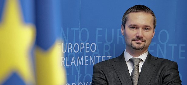 На фото участник переговоров между Украиной и ЕС Ярослав Валеса