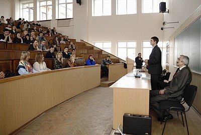 Українські викладачі жаліються на корупцію та низьку мотивацію студентів