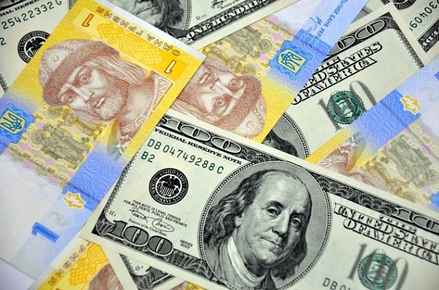 Курс доллара, ВВП и минималка: что заложили в бюджет Украины на 2018 год