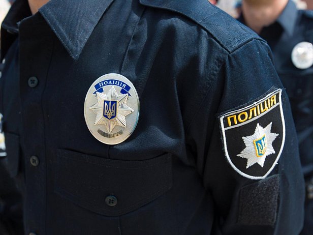 В Киеве полиция спасла двух школьниц из «группы смерти» от самоубийства