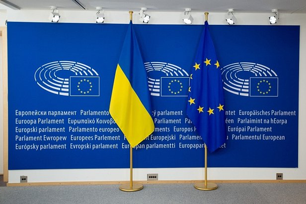 Европарламент объявил о дате запуска визовой либерализации с Украиной