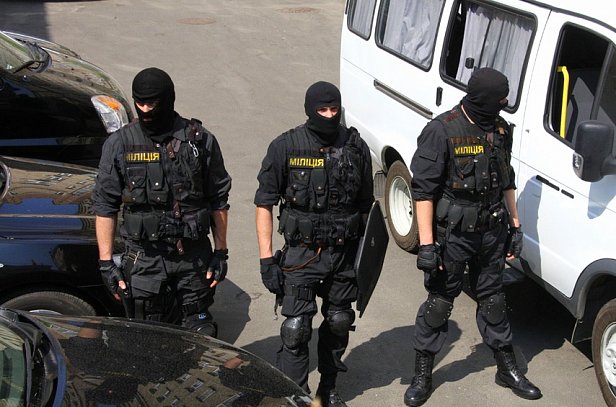СБУ и НПУ проводят обыски в Госавиаслужбе и Администрации морских портов Украины