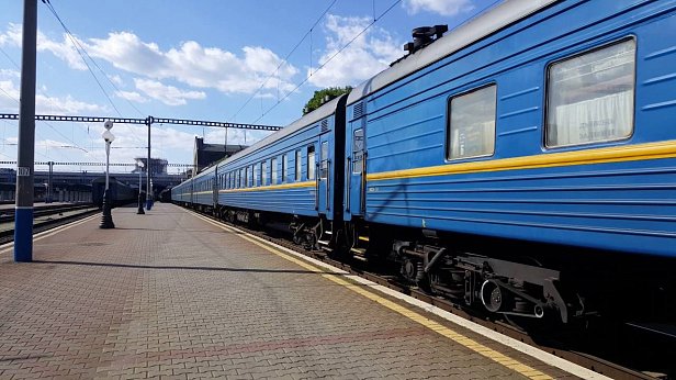 Пассажиры Укрзализныци больше не будут искать вагоны «с хвоста и головы» поезда