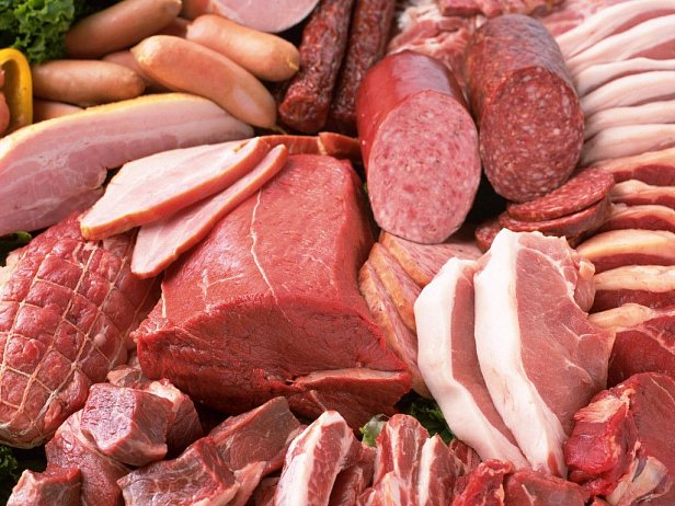 Украинцы отказываются от дорогого мяса на праздничном столе