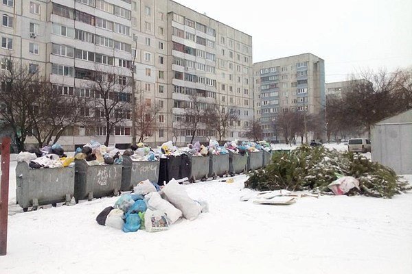 Город превратился в свалку: в Черкассах произошел мусорный коллапс. Фотофакт