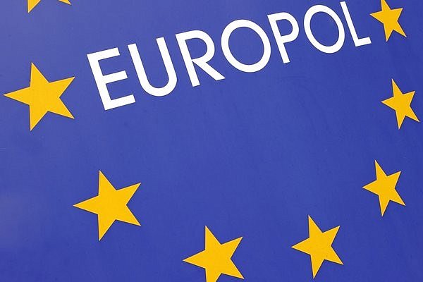 Европол будет сотрудничать с силовыми ведомствами Украины