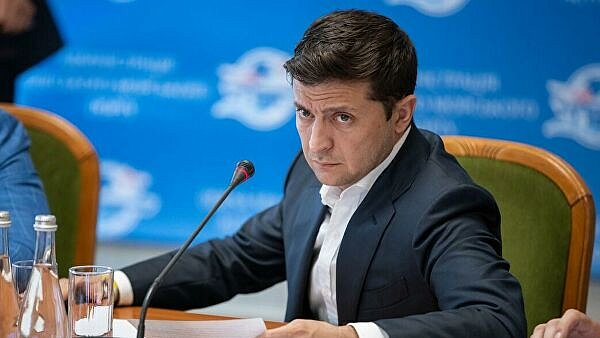 Новый президент Украины стоит перед определяющим выбором, – Financial Times