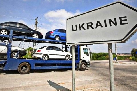 Импорт авто в Украину уменьшился на 60% в 2014 году