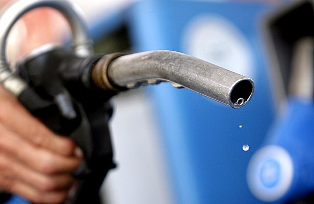 Цены на бензин приготовили новый удар по водителям