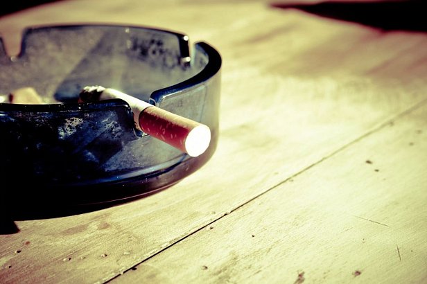 Киевсовет намерен увеличить штрафы за курение в публичных местах в 50-100 раз