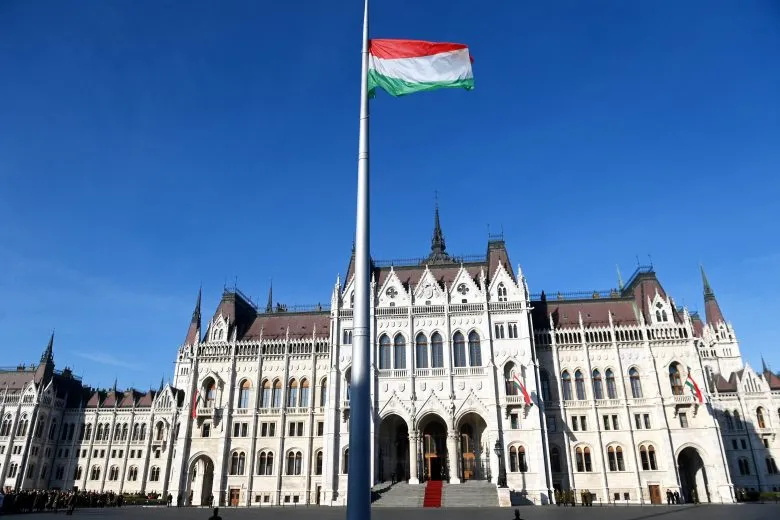 Венгрия планирует ограничить прибыль бизнеса, чтобы сдержать рост цен на продукты