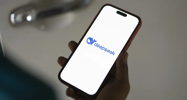 "Поворотный момент в индустрии ИИ". DeepSeek ускоряет запуск новой модели R2 – Reuters