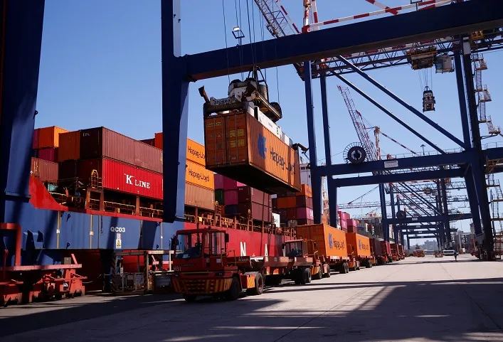 Україна нарощує експорт: +15% попри війну та зміна торгових лідерів.
