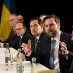 Санкції й військові методи: Венс розповів, як примушуватимуть РФ до добросовісних перемовин.