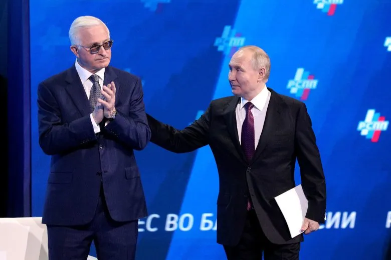 Американская торговая палата в РФ лоббирует снятие санкций: приоритет – авиация и SWIFT