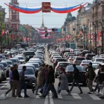 Під тиском санкцій у РФ пришвидшується скорочення ділової активності в промисловості, агресор може втратити одного з найбільших покупців нафти.