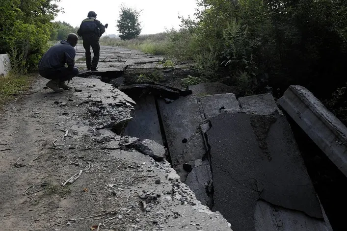 На відновлення інфраструктури 2026 року планують витратити ₴22,3 млрд. У Мінрозвитку заявили про брак коштів на ремонти доріг – хочуть на 400-500% більше.
