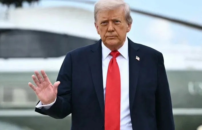 Трамп заявив про готовність перейти до "другого етапу" санкцій проти Росії за її війну.