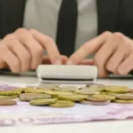 Українці масово переходять на цифровий податковий номер - за два тижні оформлено понад 63 тисячі е-карток